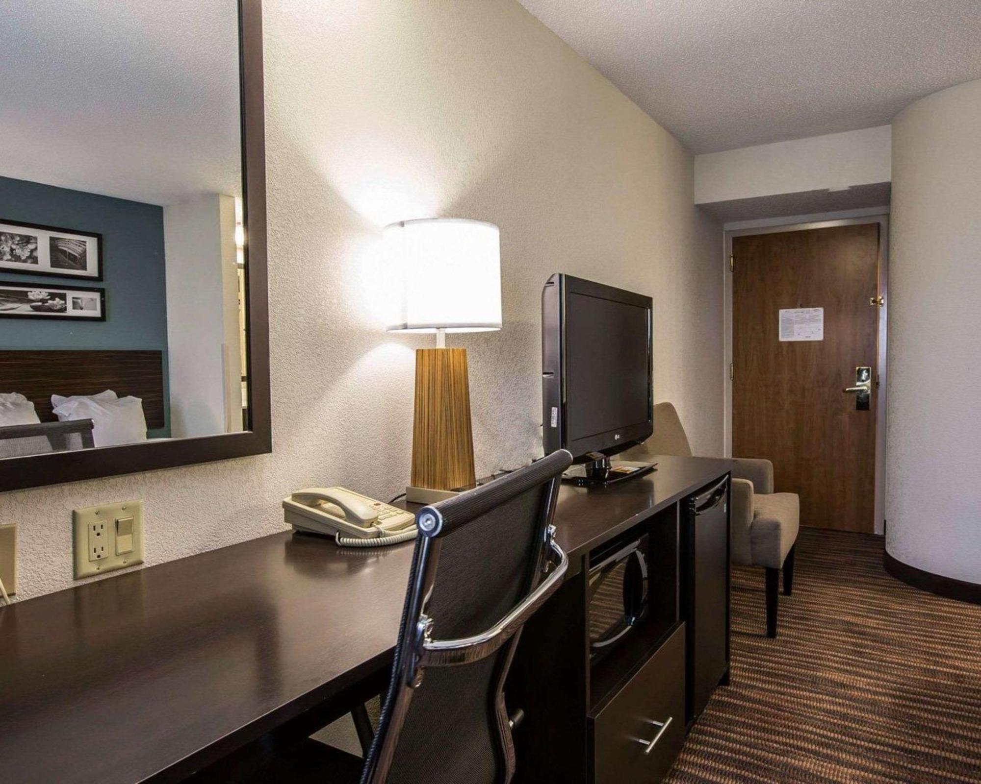 Sleep Inn Greensboro Airport מראה חיצוני תמונה