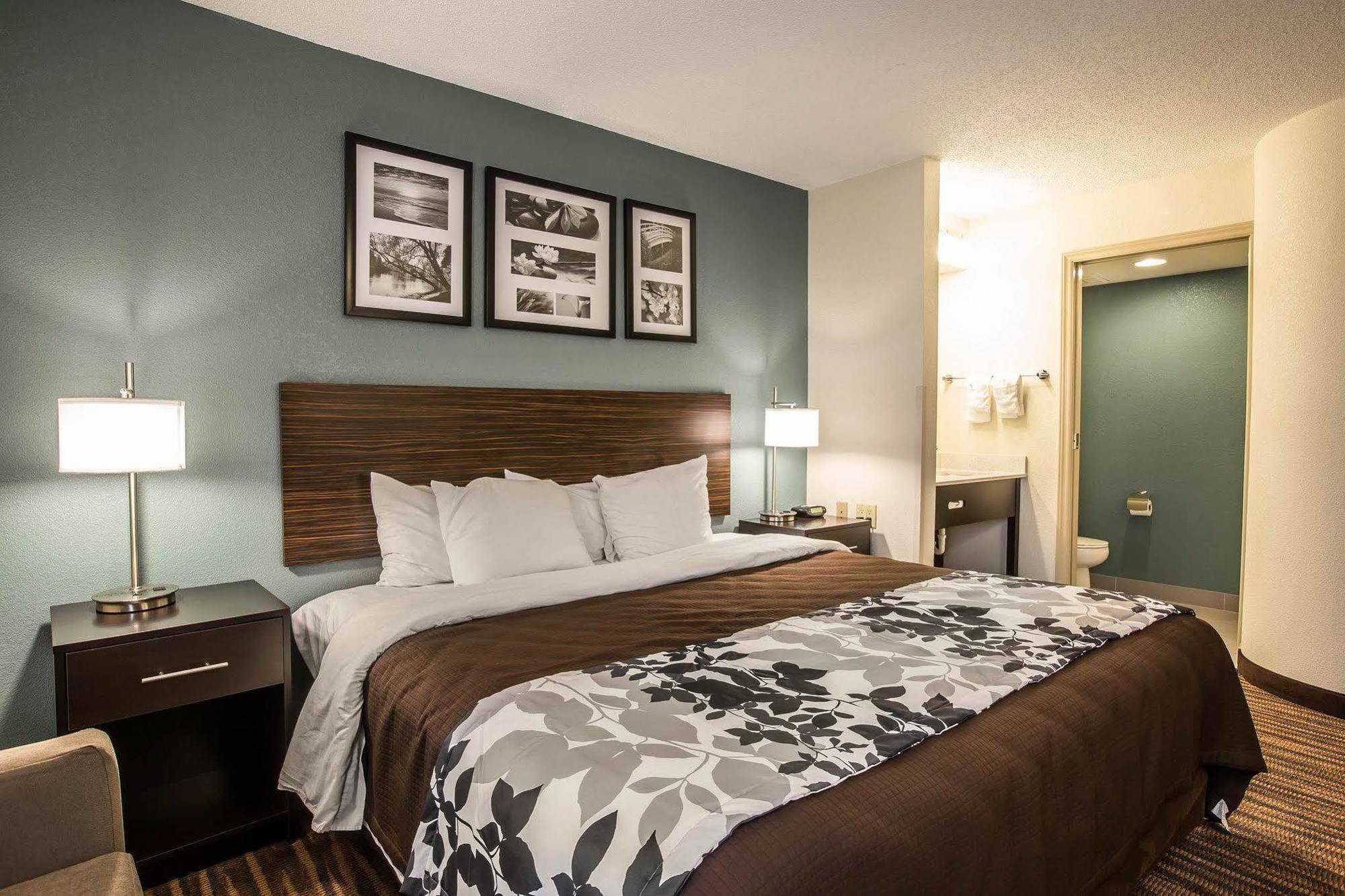 Sleep Inn Greensboro Airport מראה חיצוני תמונה