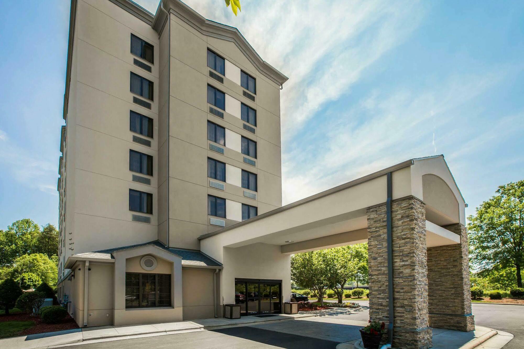 Sleep Inn Greensboro Airport מראה חיצוני תמונה